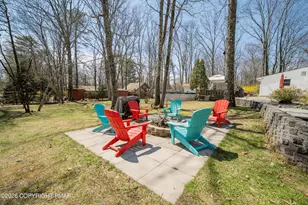 1106 Lakeside Dr, Effort, PA 18330 - Photo 13