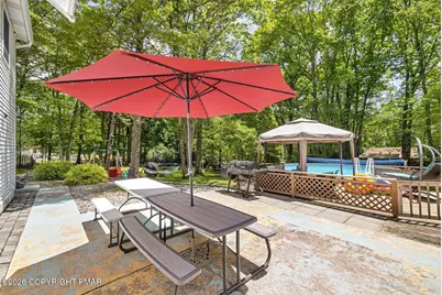 1106 Lakeside Drive, Effort, PA 18330 - Photo 9