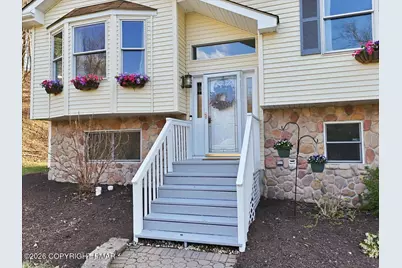  219 Highland Drive, Stroudsburg, PA 18360 - Photo 11