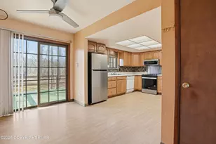 5040 Pine Ridge Rd, East Stroudsburg, PA 18302 - Photo 7