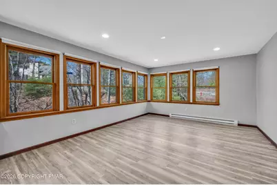  1093 Lancaster Drive, Bushkill, PA 18324 - Photo 11