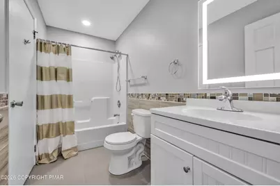  1093 Lancaster Drive, Bushkill, PA 18324 - Photo 21