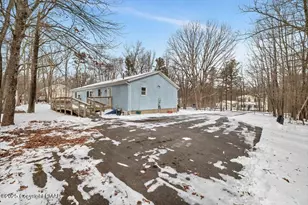 115 Daisy Dr, Effort, PA 18330 - Photo 3