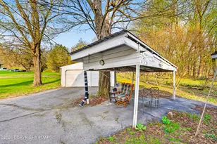 1177 Lower South Main St, Bangor, PA 18013 - Photo 29
