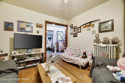  39 Lackawanna Avenue, East Stroudsburg, PA 18301 - Photo 9
