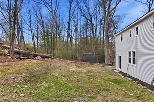 134 Barton Cir, Bartonsville, PA 18321 - Photo 69