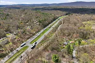 134 Barton Cir, Bartonsville, PA 18321 - Photo 79