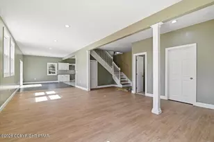134 Barton Cir, Bartonsville, PA 18321 - Photo 11