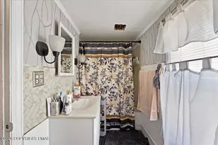 319 W Church St, Annville, PA 17003 - Photo 19