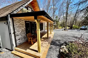 268 Berry Ln, Pocono Lake, PA 18347 - Photo 7