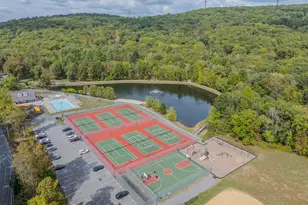 3166 Cherry Ridge Rd, Bushkill, PA 18324 - Photo 37