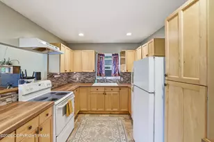 170 Eilenberger Landing Ln, East Stroudsburg, PA 18301 - Photo 9