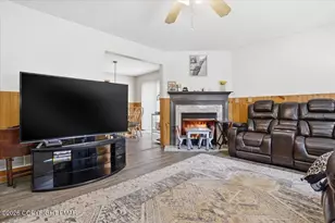 704 Ave, Stroudsburg, PA 18360 - Photo 9