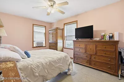  704 Avenue, Stroudsburg, PA 18360 - Photo 29