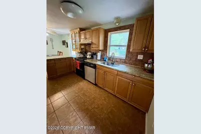 117 Pearl Street, East Stroudsburg, PA 18301 - Photo 5