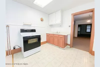  326 Lehigh Avenue, Palmerton, PA 18071 - Photo 5