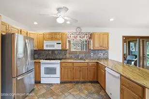 7120 Pine Grove Dr, East Stroudsburg, PA 18301 - Photo 9