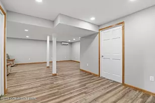 324 Eastshore Dr, East Stroudsburg, PA 18301 - Photo 39