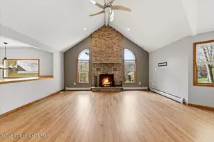 324 Eastshore Dr, East Stroudsburg, PA 18301 - Photo 5