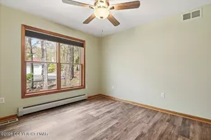 324 Eastshore Dr, East Stroudsburg, PA 18301 - Photo 17