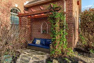 4260 Farmersville Ct, Bethlehem, PA 18020 - Photo 3