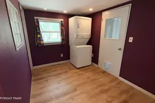 130 E Lakeview Dr, Dingmans Ferry, PA 18328 - Photo 35