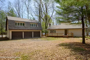 355 Bear Creek Lake Dr, Jim Thorpe, PA 18229 - Photo 25