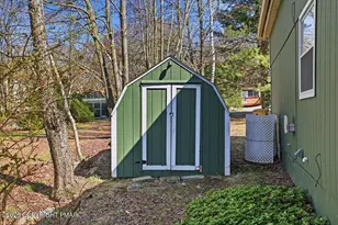 3188 Carobeth Dr, Tobyhanna, PA 18466 - Photo 11