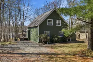 3188 Carobeth Dr, Tobyhanna, PA 18466 - Photo 3
