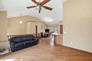 338 Fernwood Dr, East Stroudsburg, PA 18301 - Photo 5