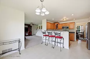 707 Gilbert Rd, Gilbert, PA 18331 - Photo 15
