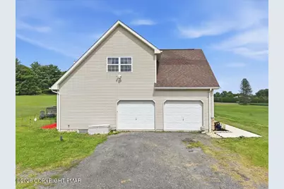  707 Gilbert Road, Gilbert, PA 18331 - Photo 43