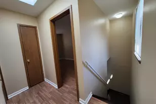 402 Tudor Ct, Bushkill, PA 18324 - Photo 17