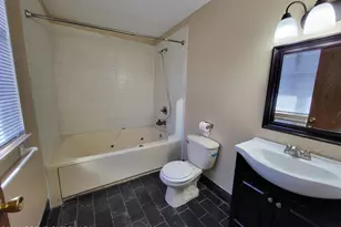 402 Tudor Ct, Bushkill, PA 18324 - Photo 23