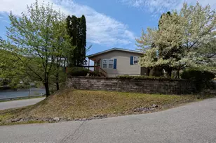 2303 Bass Ln, Saylorsburg, PA 18353 - Photo 1