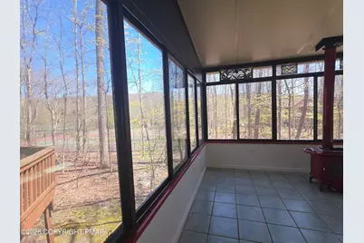  317 Keswick Avenue, Bushkill, PA 18324 - Photo 9