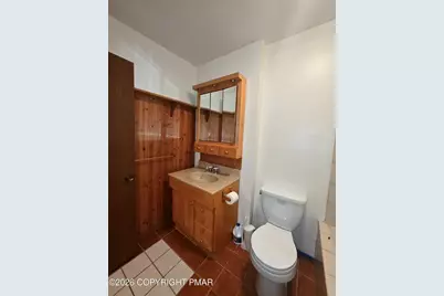  317 Keswick Avenue, Bushkill, PA 18324 - Photo 13