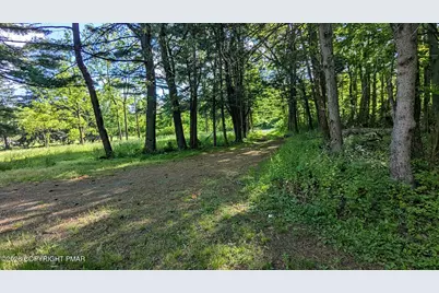  167 Independence Road, East Stroudsburg, PA 18301 - Photo 17