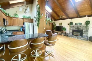 106 Palomino Ln, Lords Valley, PA 18428 - Photo 9