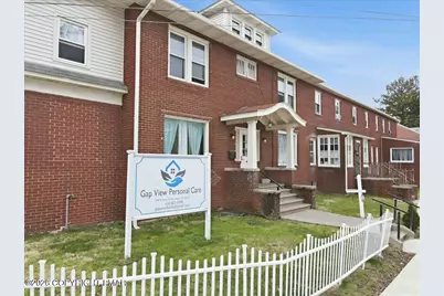  306 W Main Street, Pen Argyl, PA 18072 - Photo 1