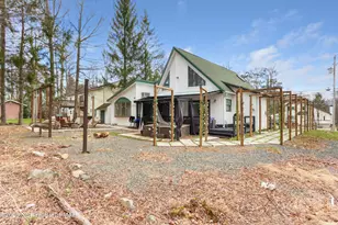939 Country Pl Dr, Tobyhanna, PA 18466 - Photo 3