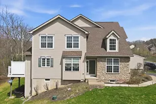 1751 Big Ridge Dr, East Stroudsburg, PA 18302 - Photo 3