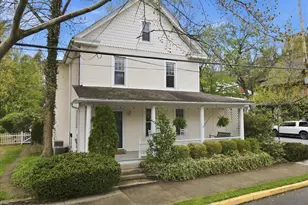 211 N 6th St, Stroudsburg, PA 18360 - Photo 3