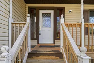 3227 Mountain View Dr, Tannersville, PA 18372 - Photo 7