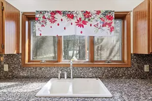 3227 Mountain View Dr, Tannersville, PA 18372 - Photo 41