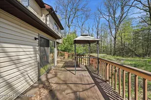 3227 Mountain View Dr, Tannersville, PA 18372 - Photo 11