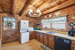 114 Bourne Ct, Bushkill, PA 18324 - Photo 17