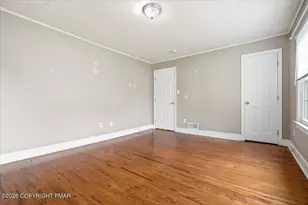 122 Ransberry Ave, East Stroudsburg, PA 18301 - Photo 11