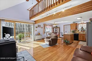 250 Sheridan Dr, Tobyhanna, PA 18466 - Photo 13