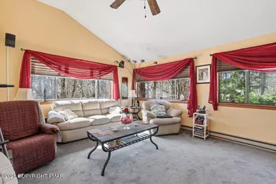  250 Sheridan Drive, Tobyhanna, PA 18466 - Photo 7